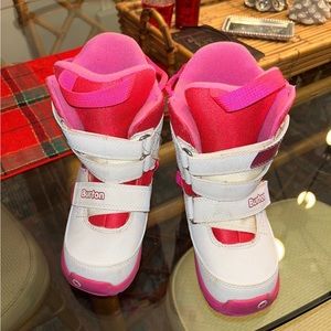 Little Girls Burton Grom Snowboard Boots size 13 pink white